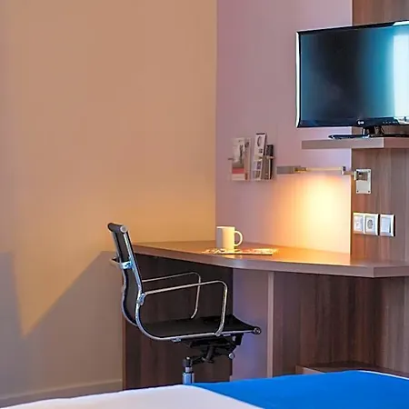 Express - Av. Liberdade By Ihg Отель 3*